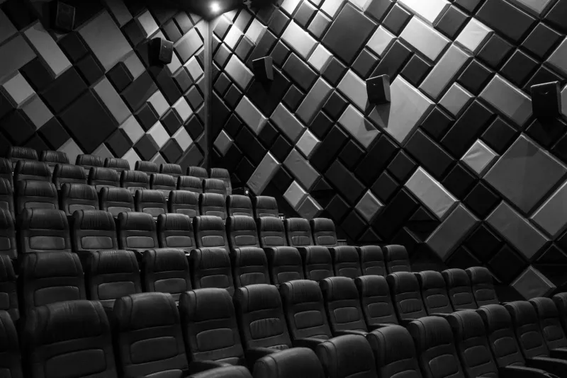 Son spatial, Dolby Atmos et compagnie : les cinémas d'Aubagne doivent-ils suivre la vague ou garder la tête hors de l'eau ?