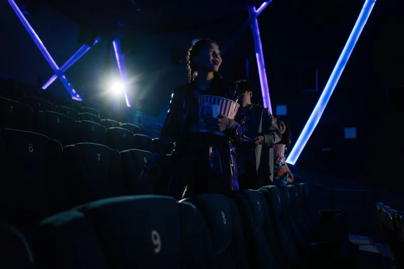 Aller au cinéma ensemble à Aubagne : quand la salle obscure redevient un lieu de vie